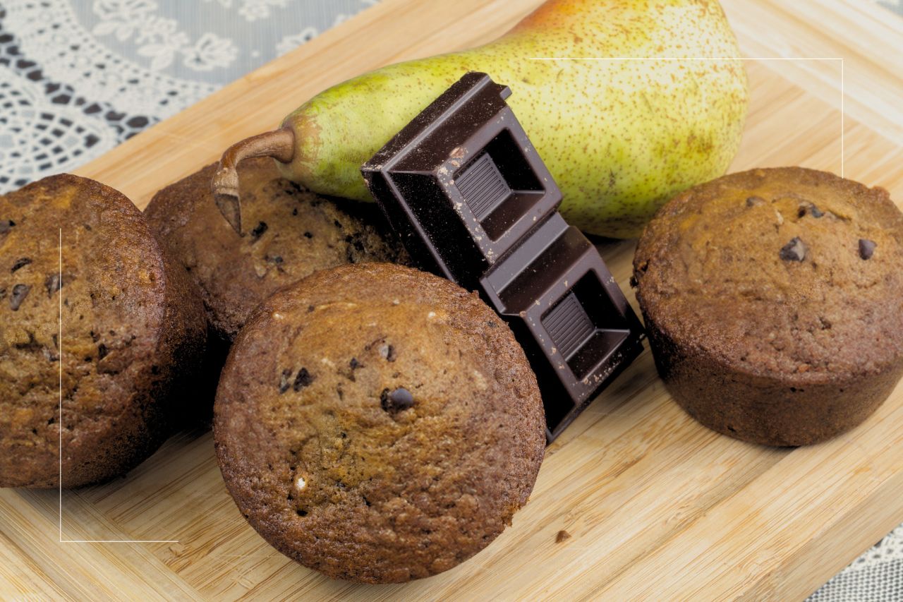 Muffins poires & chocolat noir, riches en fibres